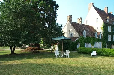 Le Séquoïa adresse Château Le Plessis Velles