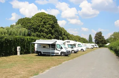 Aire Camping-car Park - Amboise - Touraine Val de Loire.