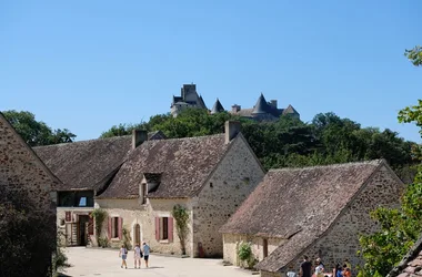 Balade découverte dans le village du Bouchet et du chantier de la Maison de la Rénovation