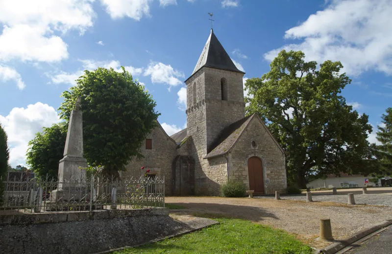 Le Saint-Fleuret - L'église de Sauzelles