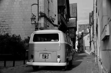 Chinon vintage tour