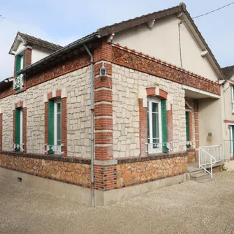 Gîte 2 pers. proche Montargis et canal du Loing