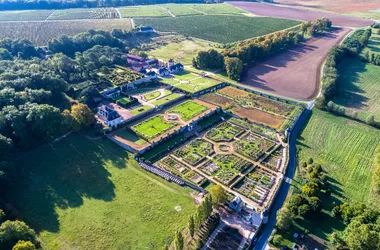 Chateau-de-Valmer-Vue-aerienne-Charly-s-Drone-paysage-2