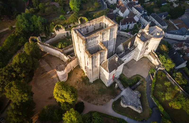 Enquête au Donjon Du 24 au 31 oct 2024