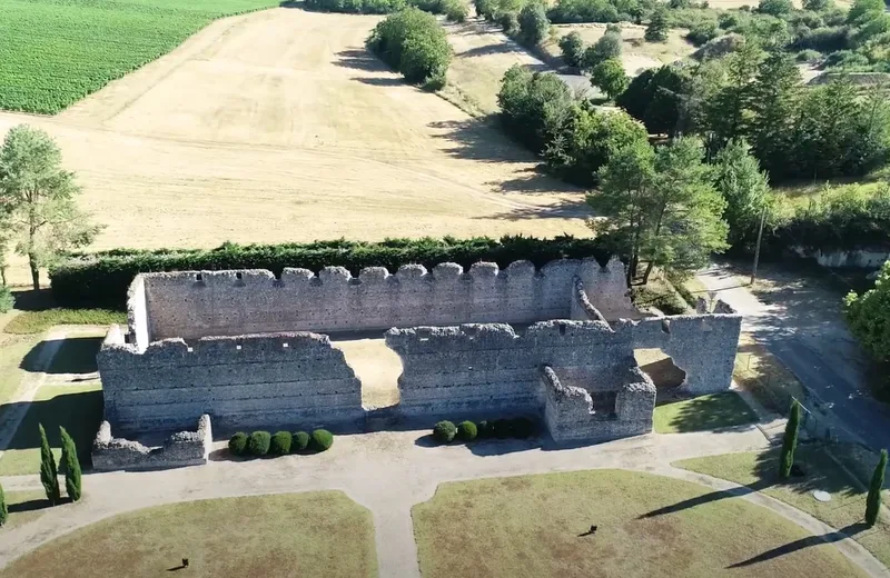 Site archéologique des Mazelles à Thésée