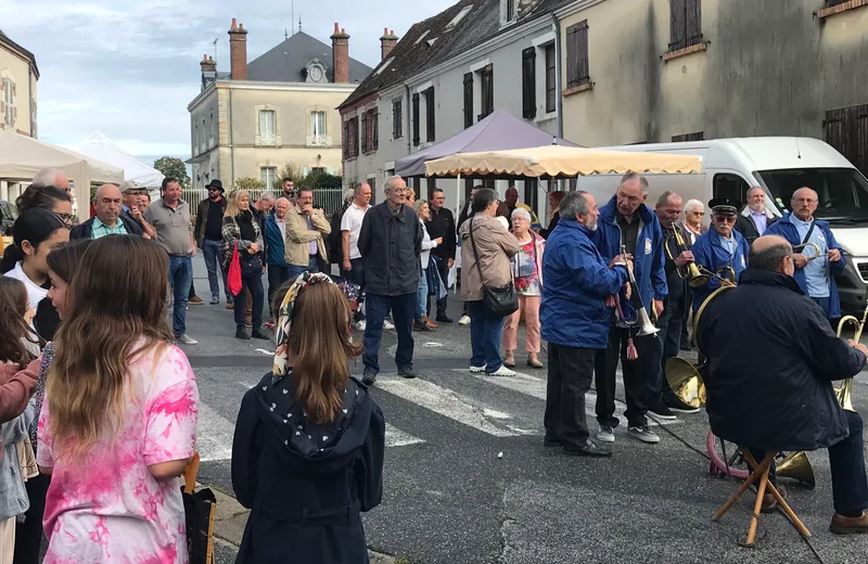 Marché de producteurs à Autry-le-Châtel -... Du 15 sept au 20 oct 2024