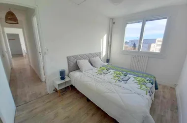 Appartement familial 6 personnes proche gare SNCF Orléans