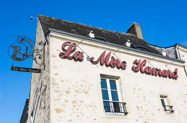 Hotel La Mère Hamard - Semblançay, Val de Loire, France.