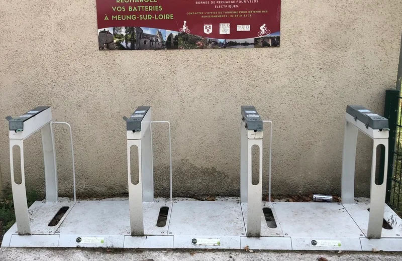 Borne de recharge électrique pour vélo