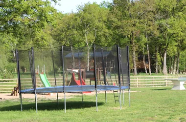 Parc Résidentiel de Loisirs – Les lodges en bois de la Ferme des poulardières