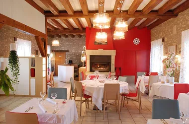 Restaurant-Les-Closeaux-Interieur