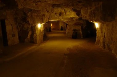 Cave de la Dive Bouteille