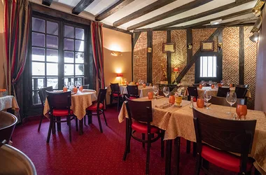 Restaurant-Leonard-de-Vinci---Tours