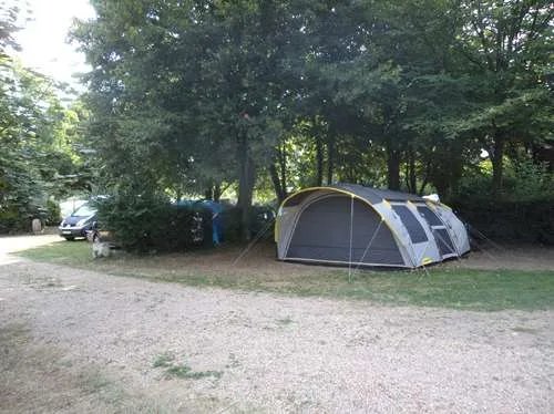 Camping le Jardin Botanique à Limeray, près d'Amboise.