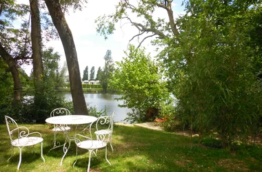 Jardin - Gîte de la maison du lac, à Saint-Avertin.
