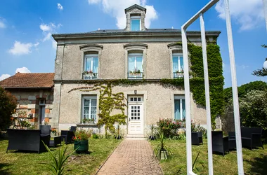 Hotel La Mère Hamard - Semblançay, Val de Loire, France.
