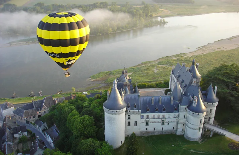 Chateau-montgolfiere-Chaumont-sur-Loire-vue-aerienne-Aerocom-2