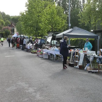 Brocante et vide-greniers