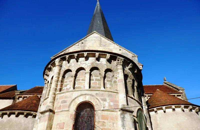 Eglise Saint-Amand – Berry Roman