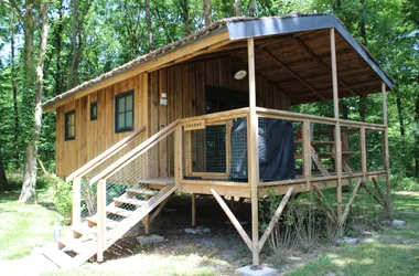 Parc Résidentiel de Loisirs – Les lodges en bois de la Ferme des poulardières