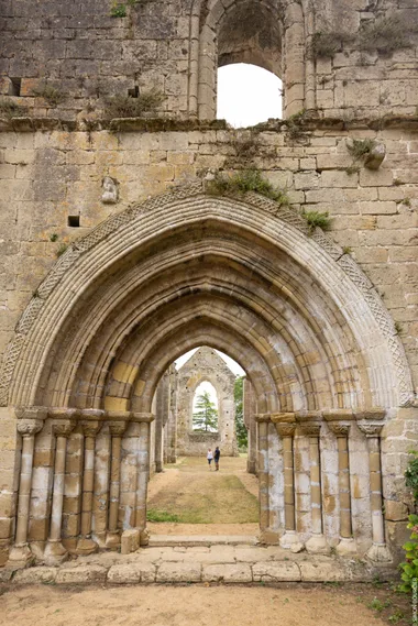 VISITE DE L’ABBAYE DE L’ILE CHAUVET -JEP