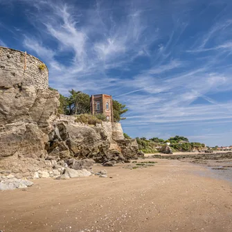 Les roches dorées – Plage de la Rinais