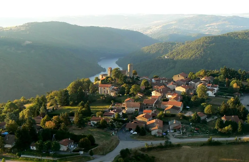 La tour de Chambles