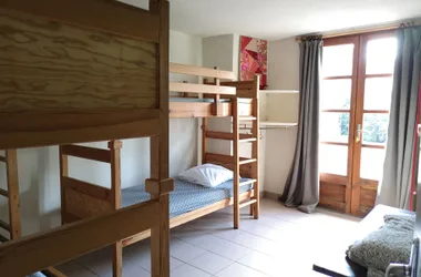 group accommodation_Le Buisson_stpaldemons