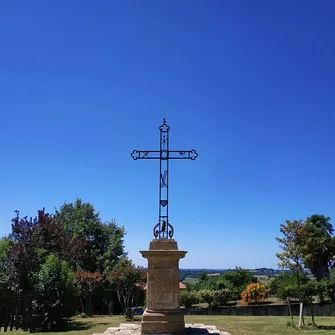 Croix du Parvis de l’Eglise