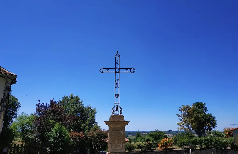 Cross of the square
