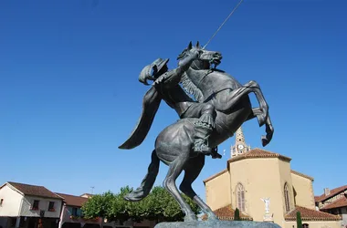 Statue Equestre de d'Artagnan
