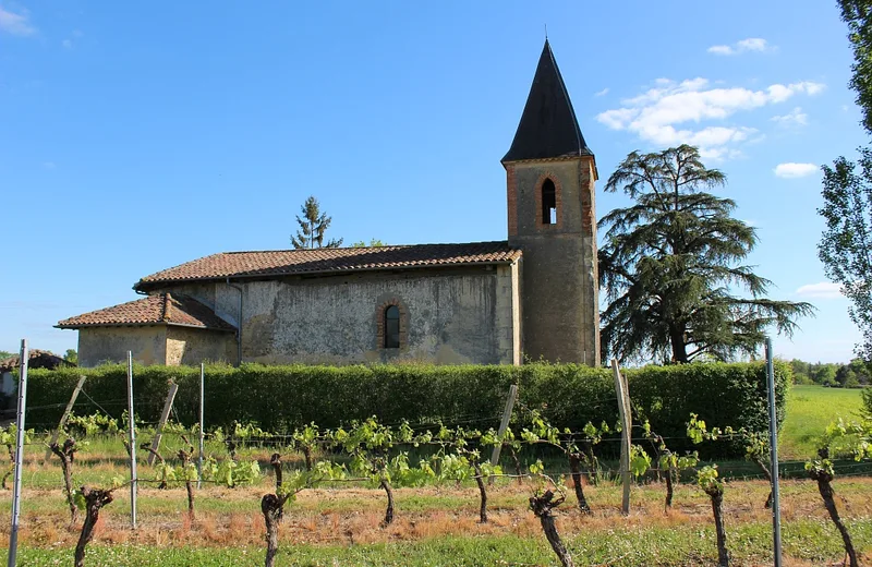 Église Saint Michel de Pléou