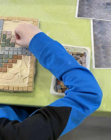 Ateliers Créatifs à L’antique d’Elusa – Mosaïque