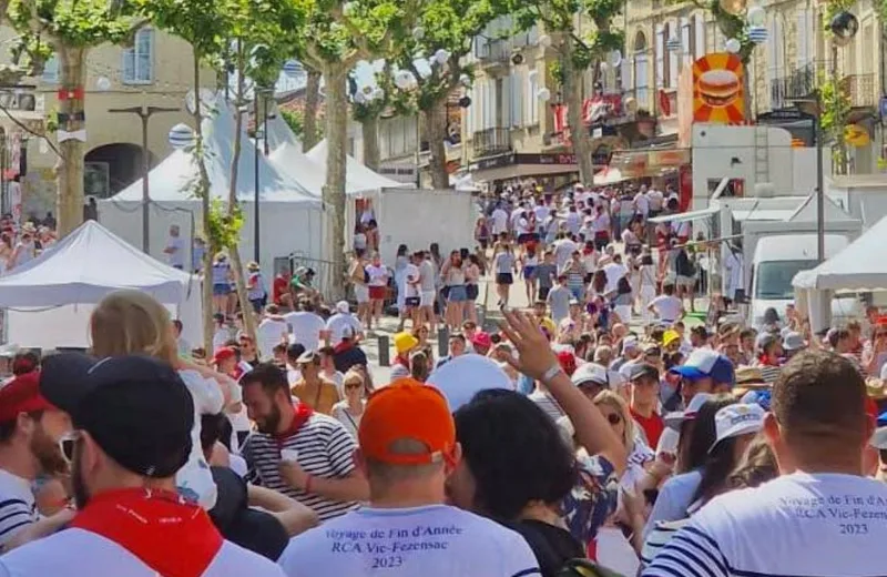 Un enterrement de vie de jeune garçon en mode Feria