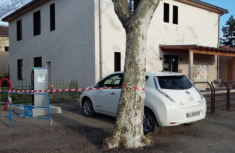 Borne de Recharge Voitures électriques