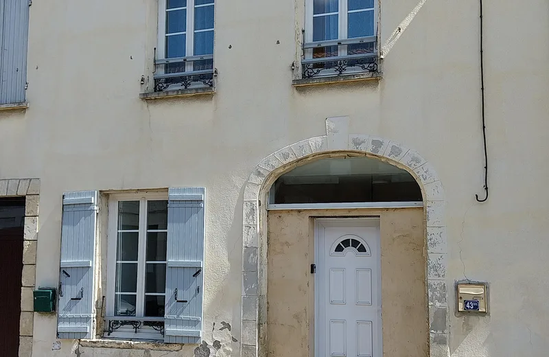 Gîte à la porte cochère – 8 personnes