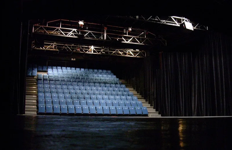 Théâtre des Halles