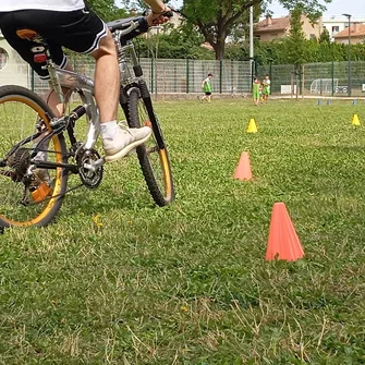 Apprendre à rouler à vélo avec ses enfants