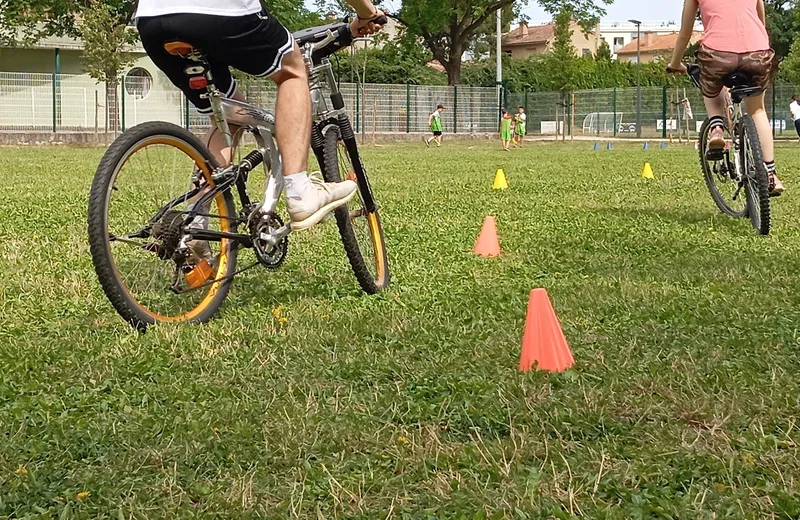 Apprendre à rouler à vélo avec ses enfants