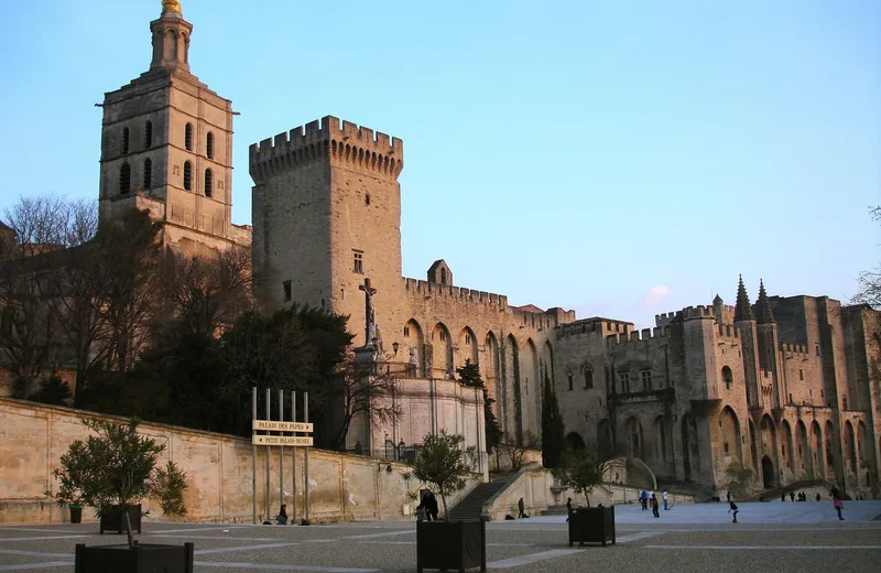 Le Palais des papes : côté coulisses