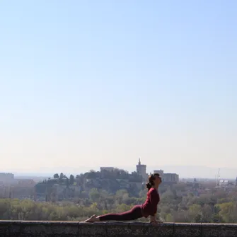 Yoga au cœur des jardins de l’Abbaye Saint-André