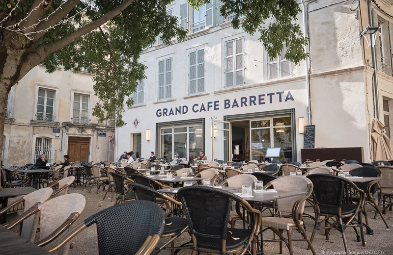 Grand Café Barretta / Restaurant et Bar à Vin