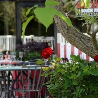 Restaurant l’Entre-Deux – Hôtel Ibis Styles Avignon Sud