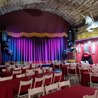 CABARET CHEZ BIBICHE – SALLE DE RECEPTION