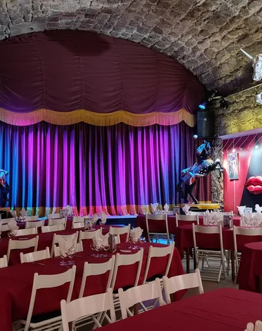 CABARET CHEZ BIBICHE – SALLE DE RECEPTION