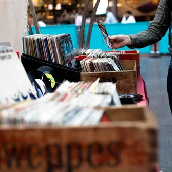 VIDE-GRENIER DES CAPUCINS