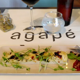 AGAPÉ