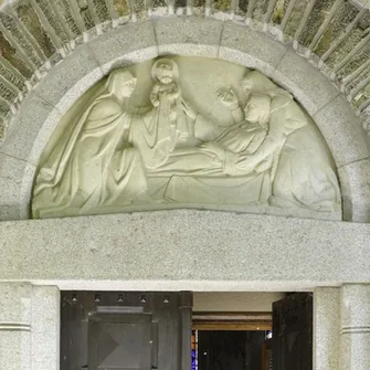 EGLISE NOTRE-DAME DE LA NATIVITE ART DECO