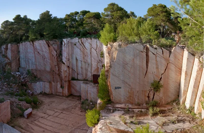 JEP 2024 – LA FORMATION DES MARBRES EN MONTAGNE NOIRE