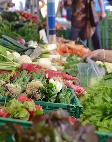 MARCHÉ HEBDOMADAIRE